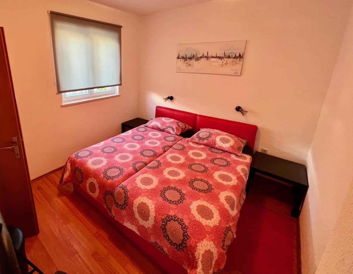 Apartments Toni - 斯拉诺 外观 照片
